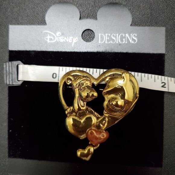 *Sale* Disney Gold tone Winnie & Tigger brooch - Picture 7 of 8